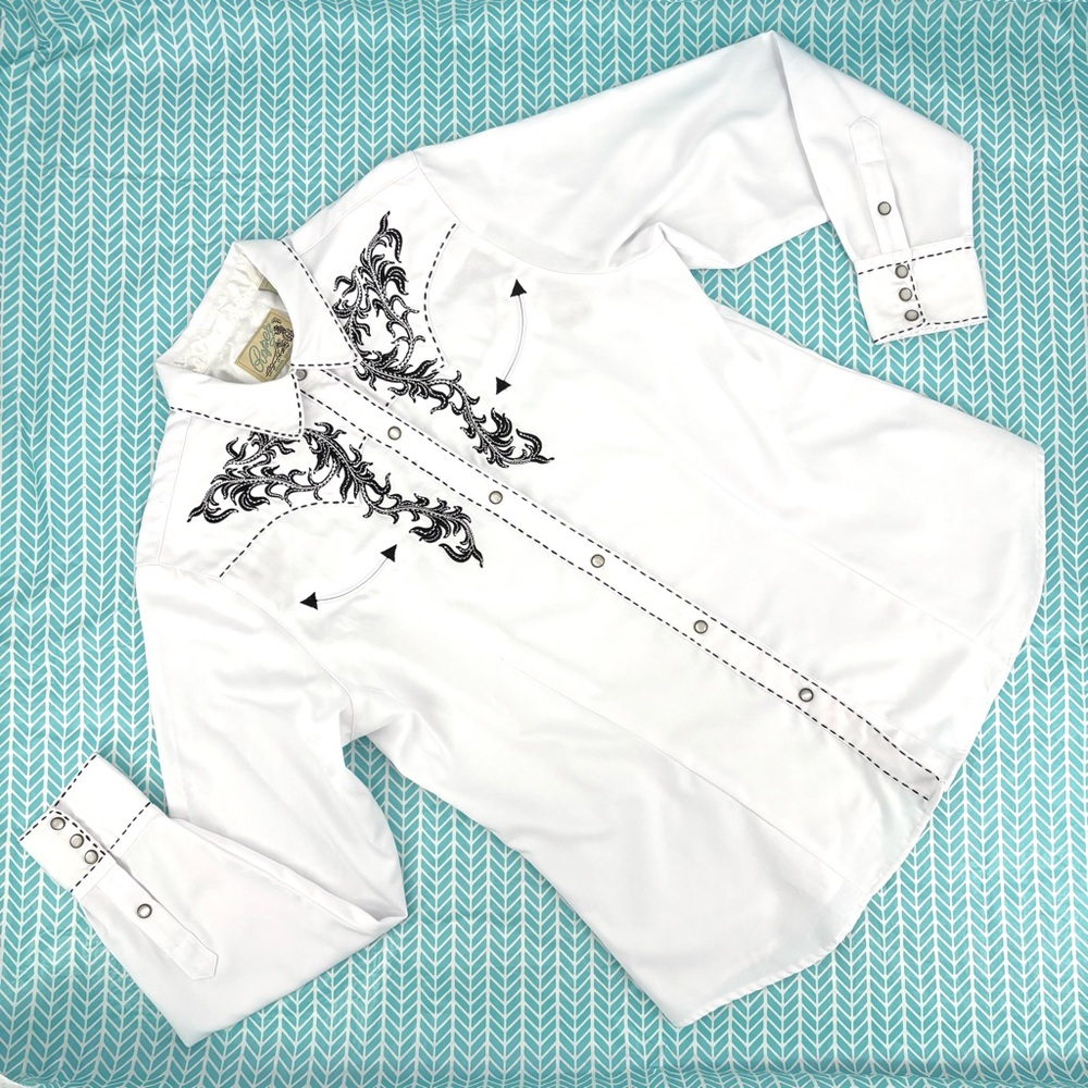 Roper Vintage White & Black Embroidered Western Long Sleeve Snap Front Shirt, XL